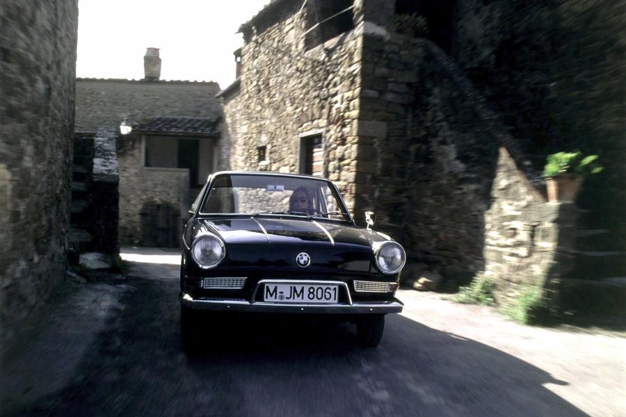  BMW 700 Coupe 1959 года  (фото 2 из 20)